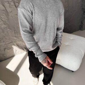 Светр графітовий