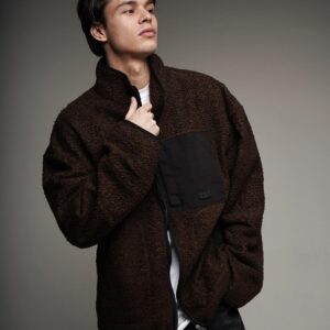 Оверсайз куртка бомбер коричнева